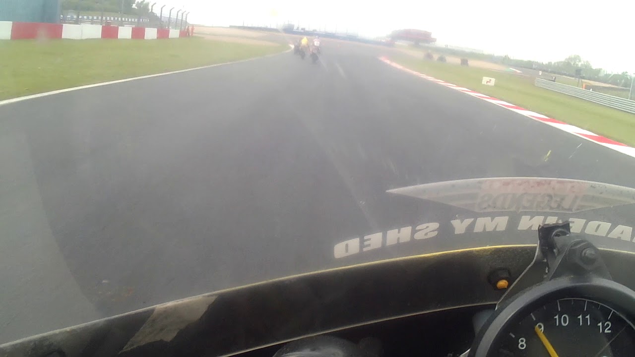 Suzuki GT380 Donington Endurance legends 2018 Blue Haze