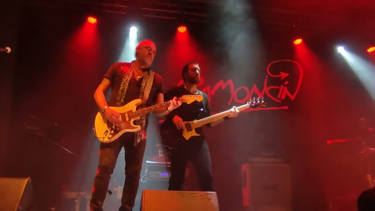 Ramoncín (La chica de la puerta 16 ) 9 Diciembre 2023 Escenario Santander