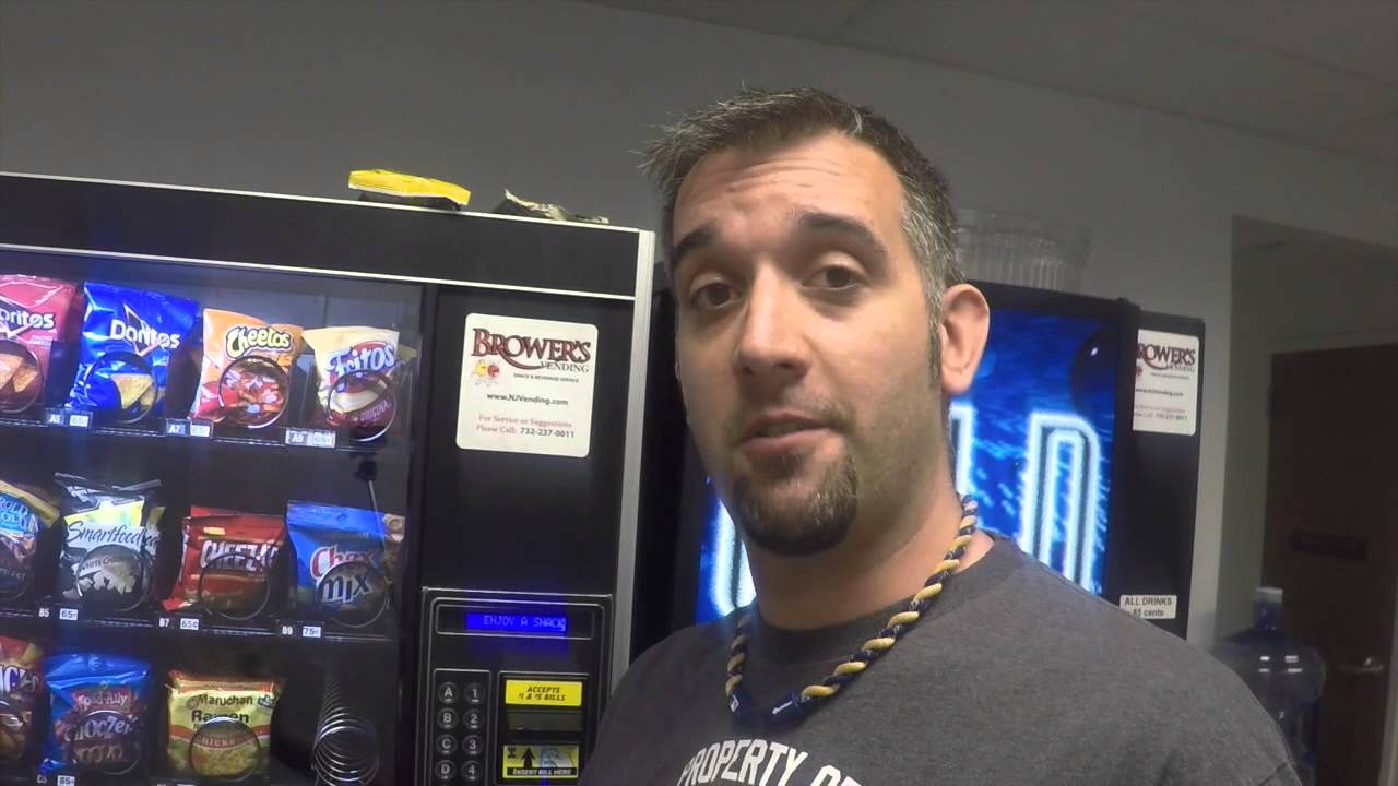 Justin's Life Hacks - The Vending Machine Hack