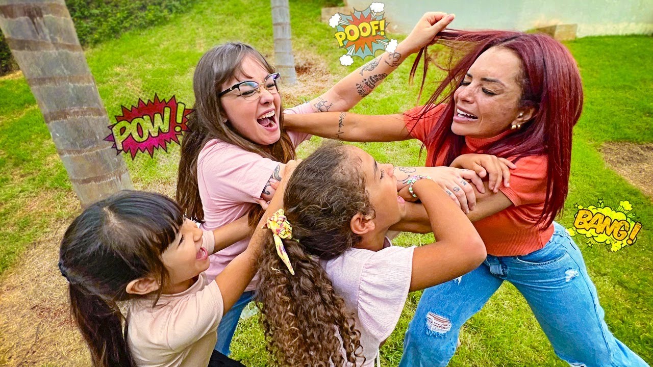 NOSSAS MÃES BRIGARAM!!! * não podemos mais ser amigas *