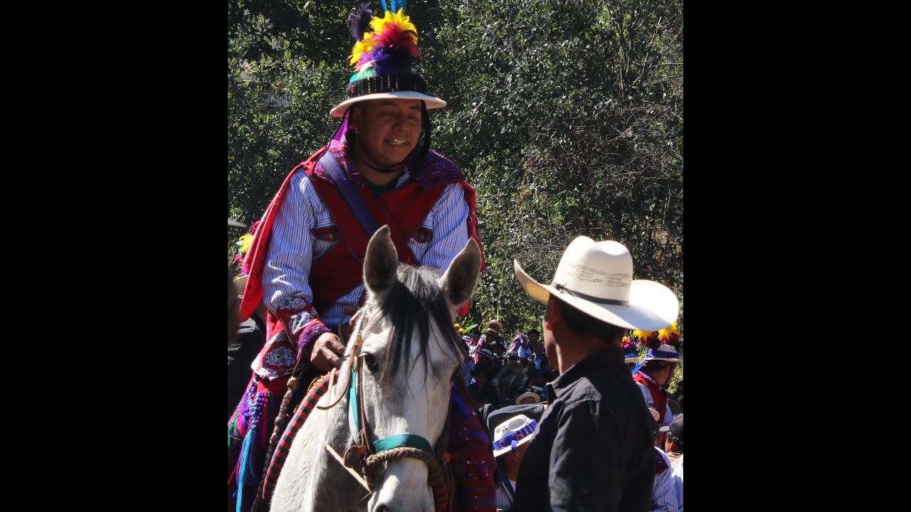 Carrera de caballos en Todos Santos Cuchumatán 2025