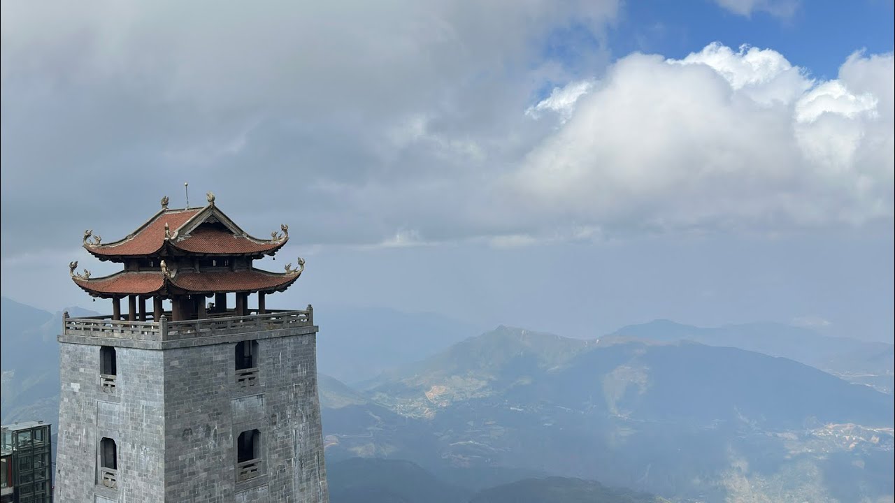 Hành trình cáp treo lên Fansipan
