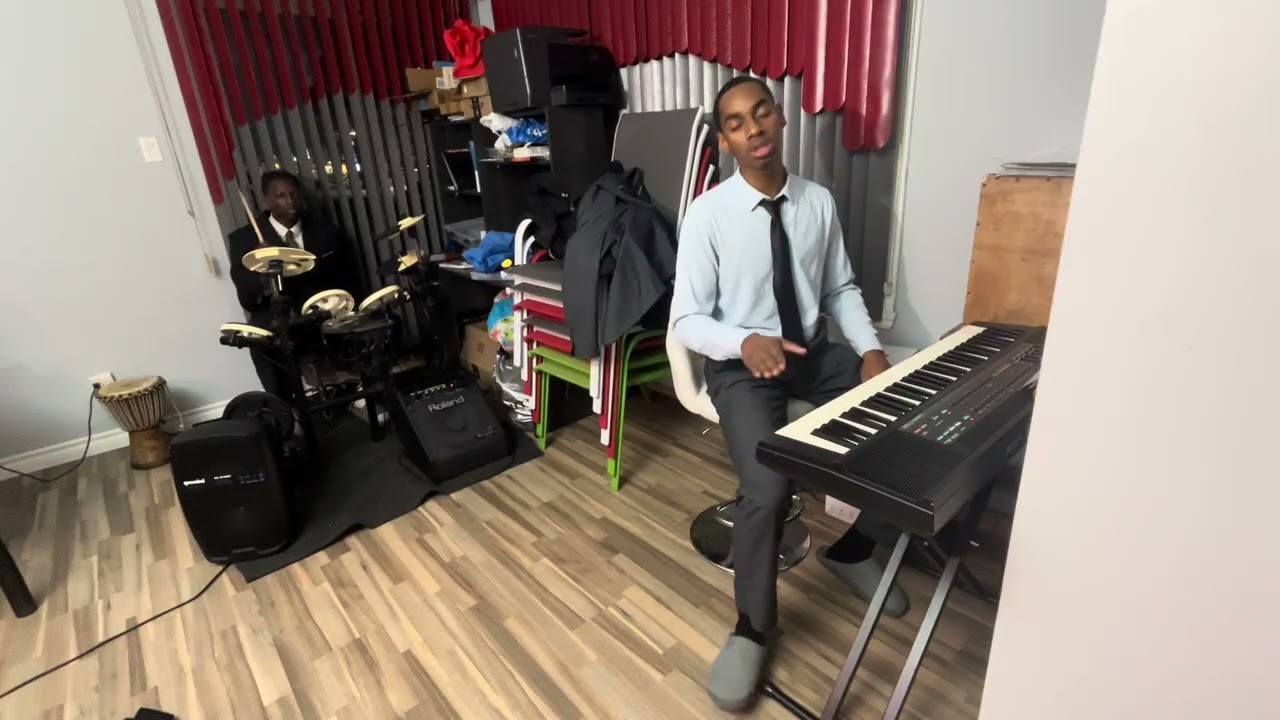 EPU DE HOCHELAGA - FORMATION ET PRÉPARATION DE NOUVEAUX MUSICIENS: PIANO 🎹 BATTERIE 🥁 CHANT 🎶…