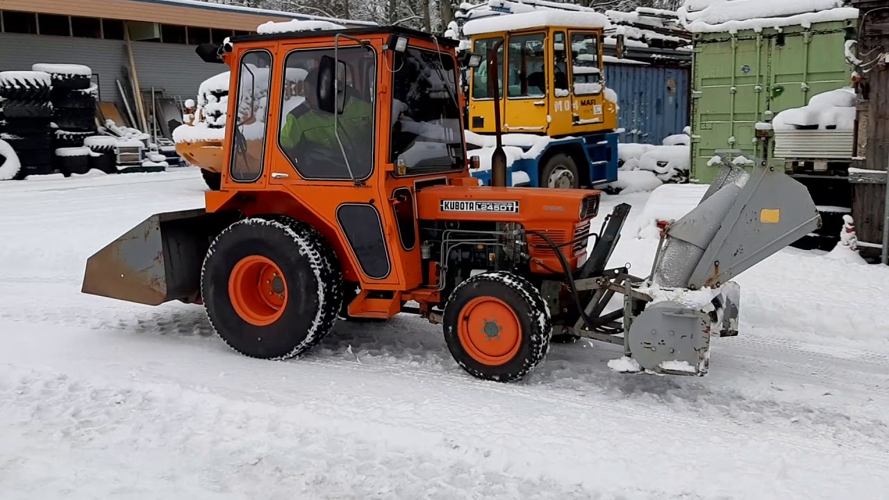 Kubota L2450DT