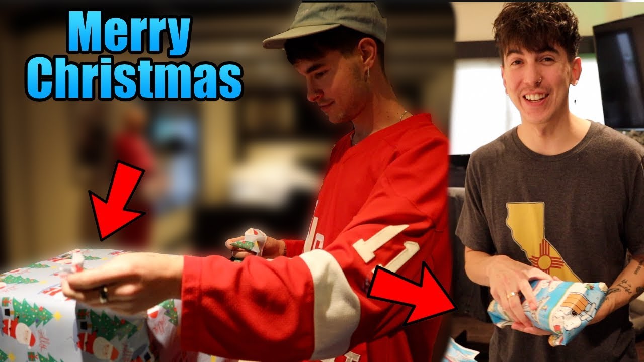 Surprising My Roommates With Christmas Gifts!