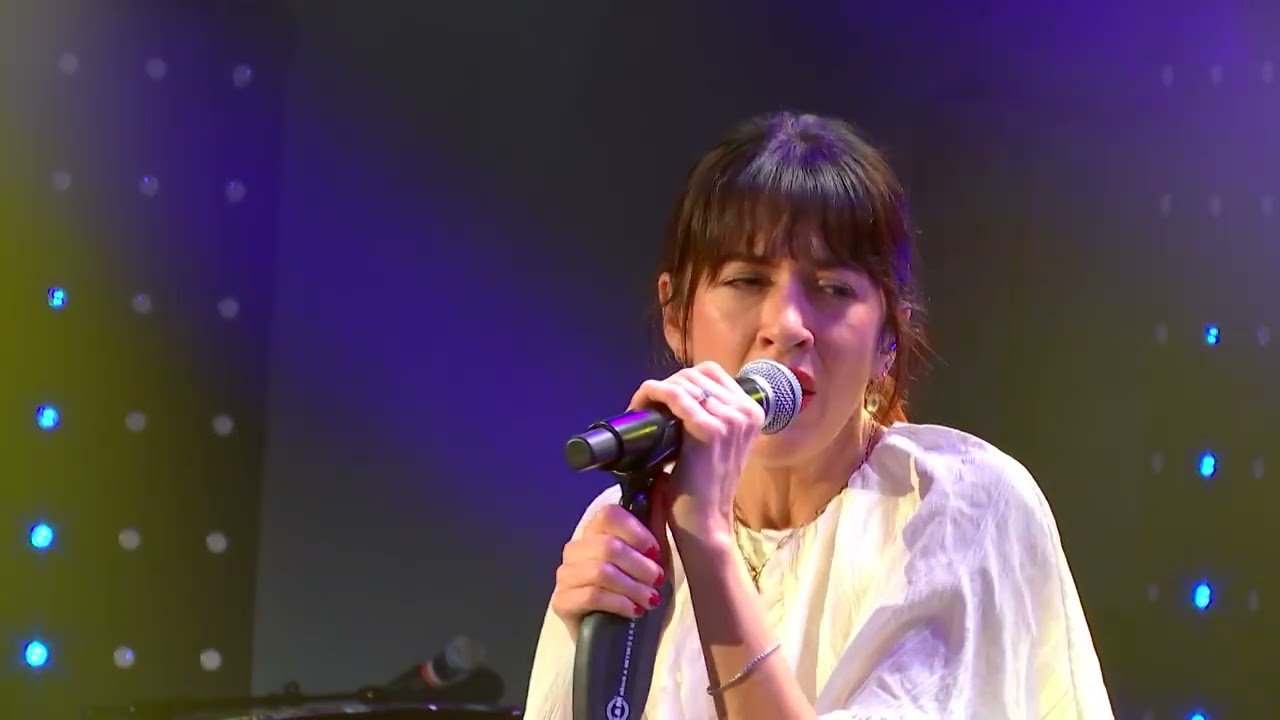 Nolwenn Leroy - Occident (Live) - Le Grand Studio RTL