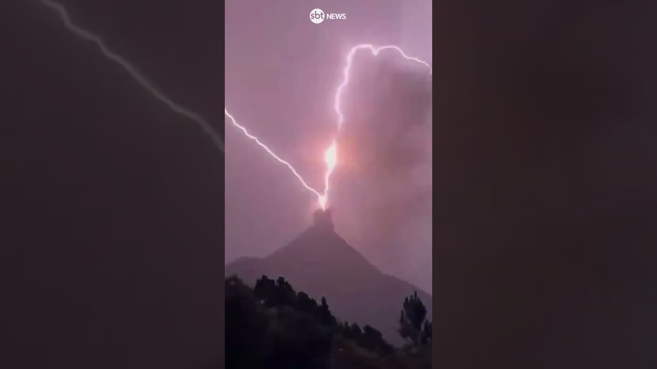 Tempestade de raios atinge vulc&atilde;o em erup&ccedil;&atilde;o na Guatemala