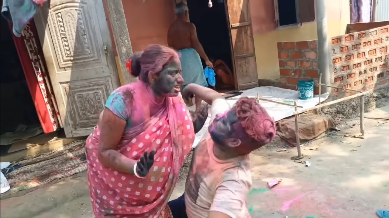 Family Holi video/Gaon Mai Holi aise hote hai/New Holi video 2022