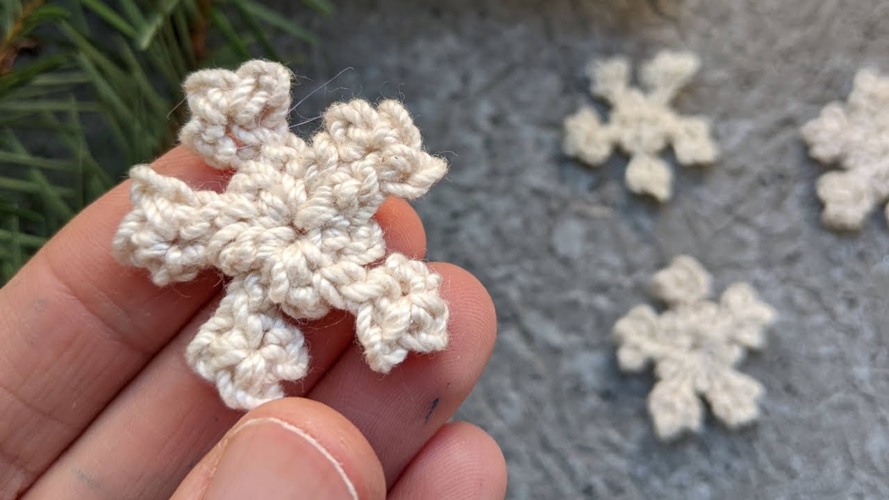 Crochet Mini Snowflake