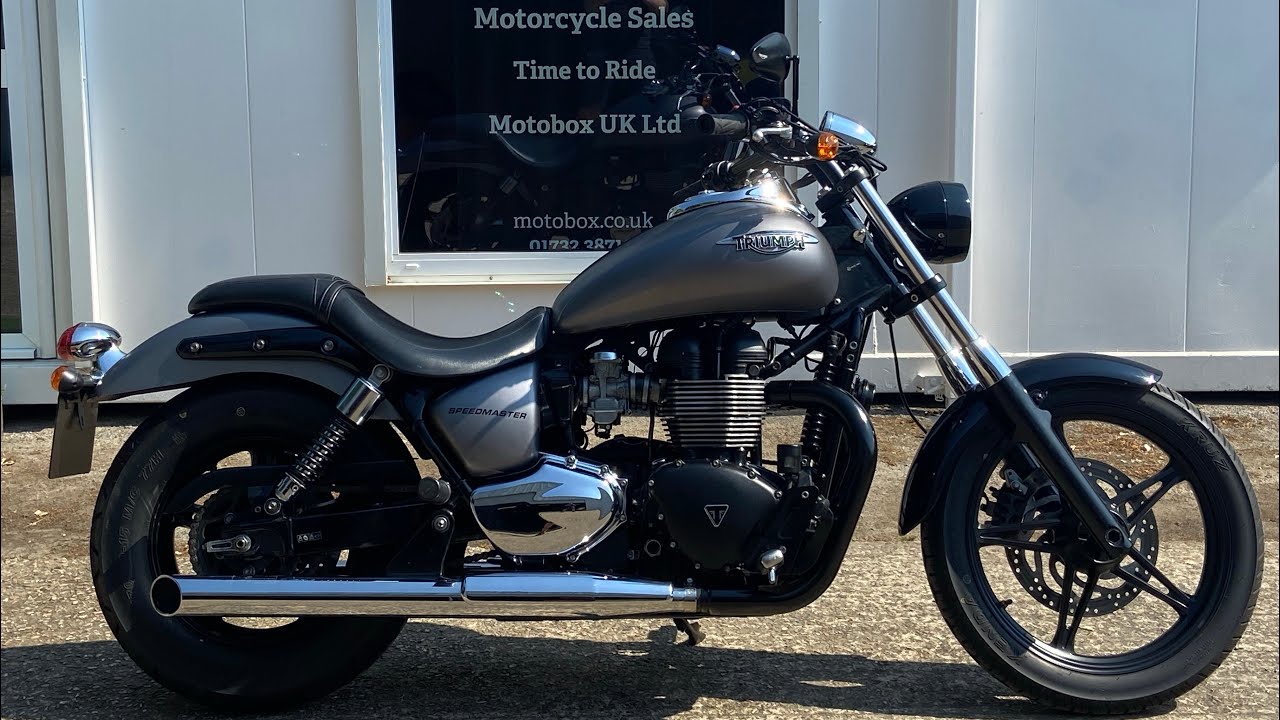 Triumph Speedmaster 865, 2016, walk around and startup