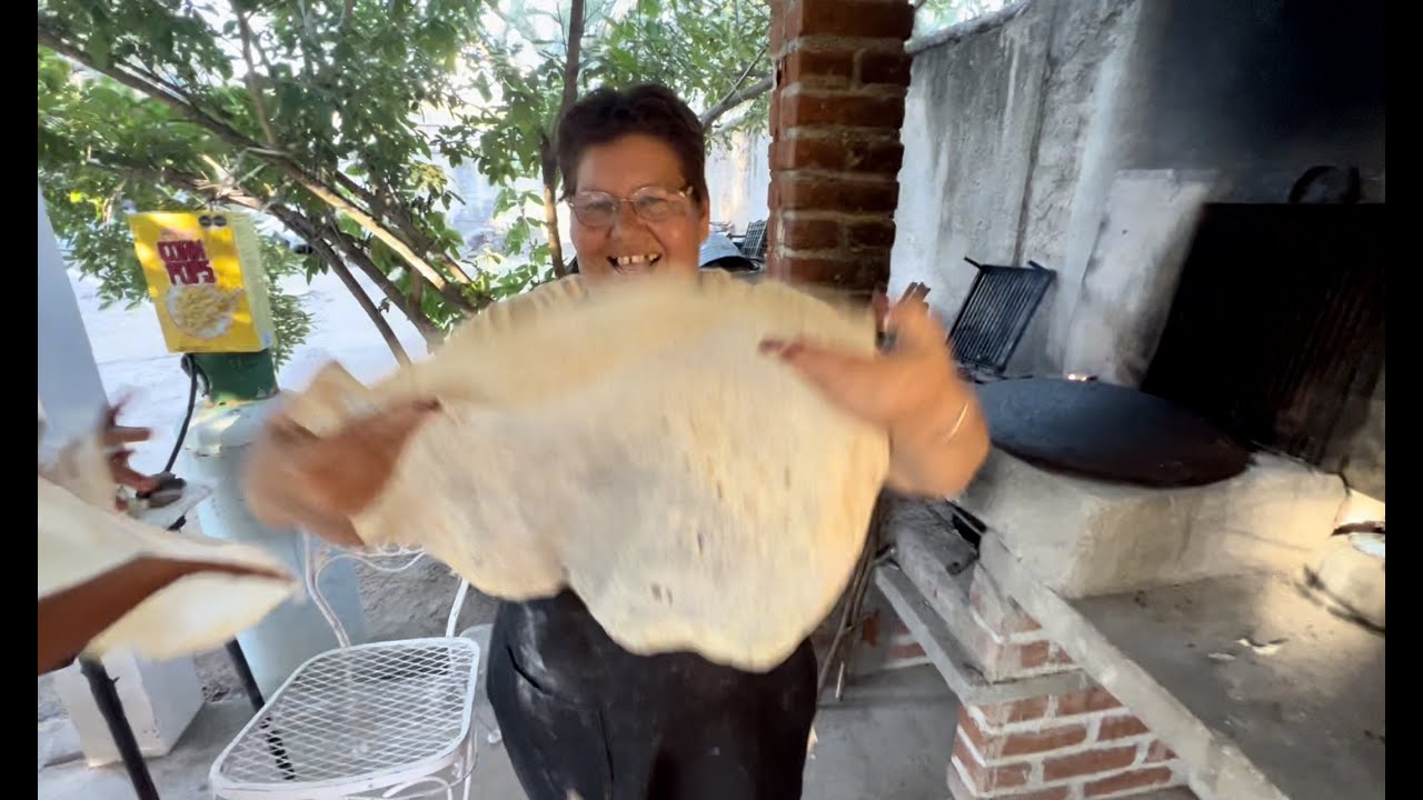 Como hacer tortillas sobaqueras estilo Sonora receta por La Nina - Yo Amo San Pedro de la Cueva