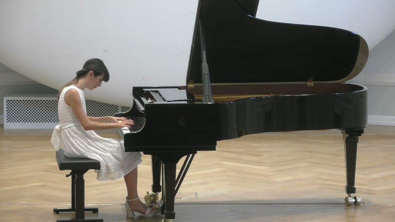 C. Debussy: Prelude N. 12 Fireworks [Played by Elisa Rumici]