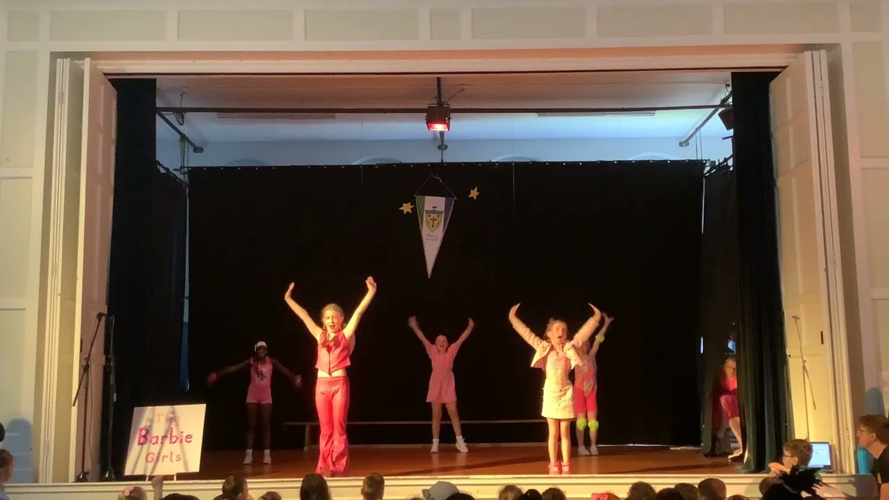 Mr Crewe's 3rd class (Barbie Girls) - Bunscoil's Got Talent 2024