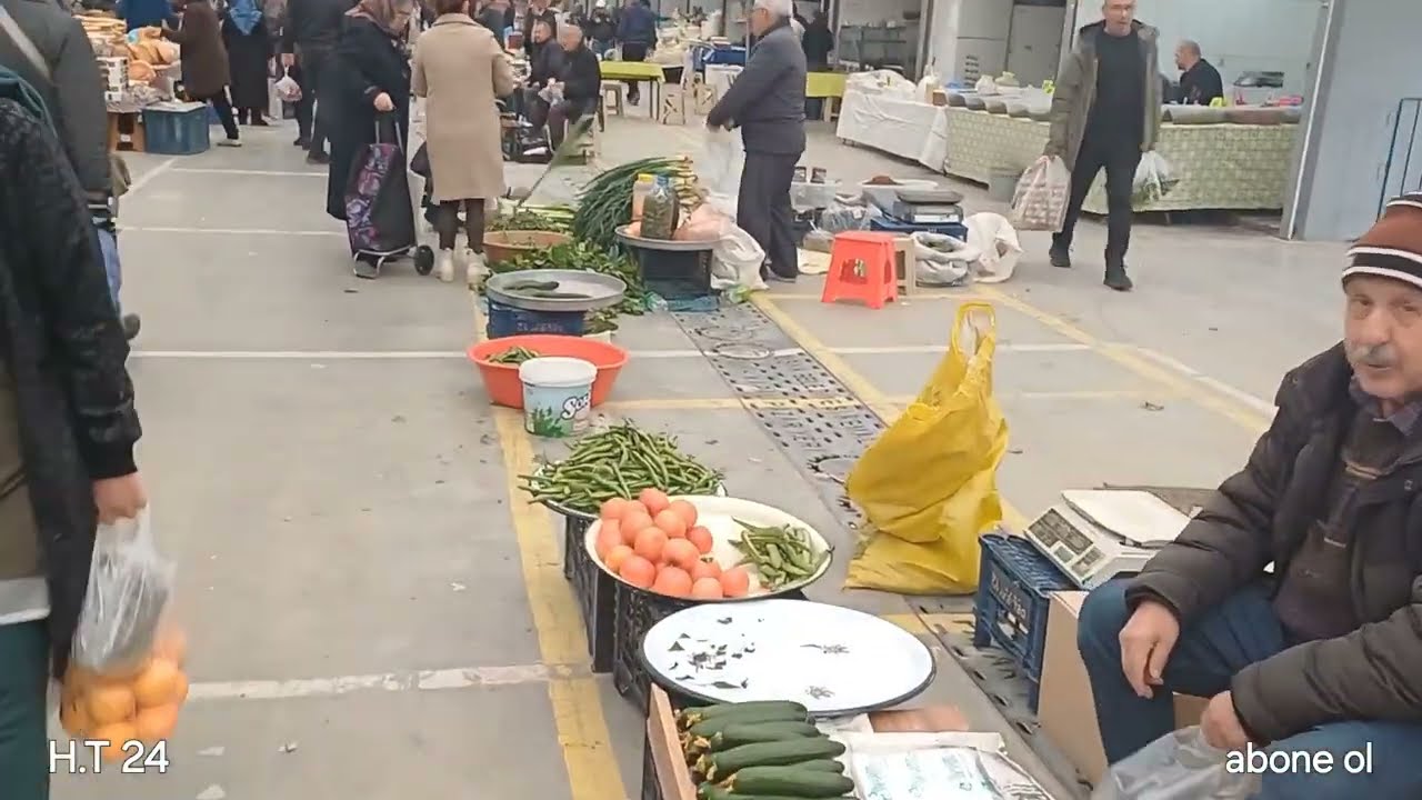 Uşak Cumartesi Pazarı ( Kemalöz)