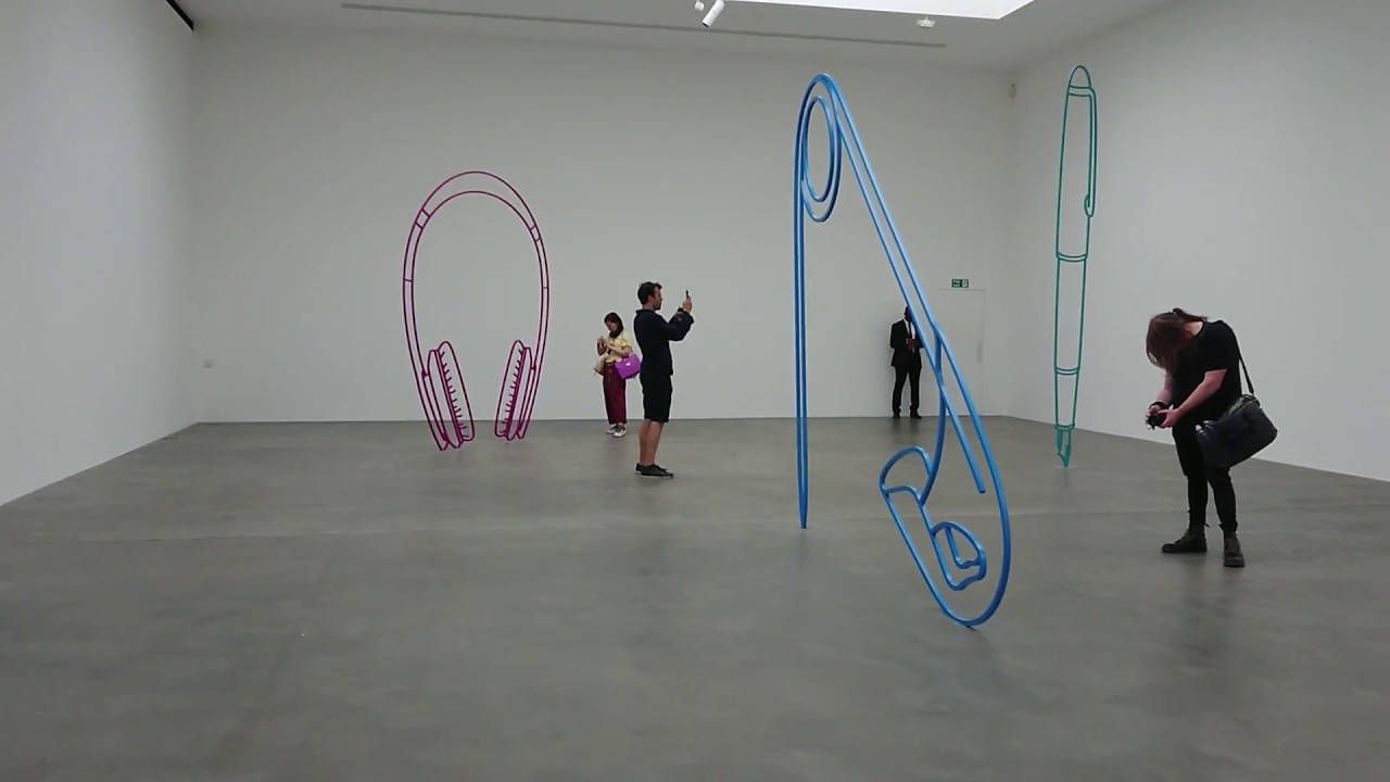 'Michael Craig-Martin. Sculpture' exhibition 2019