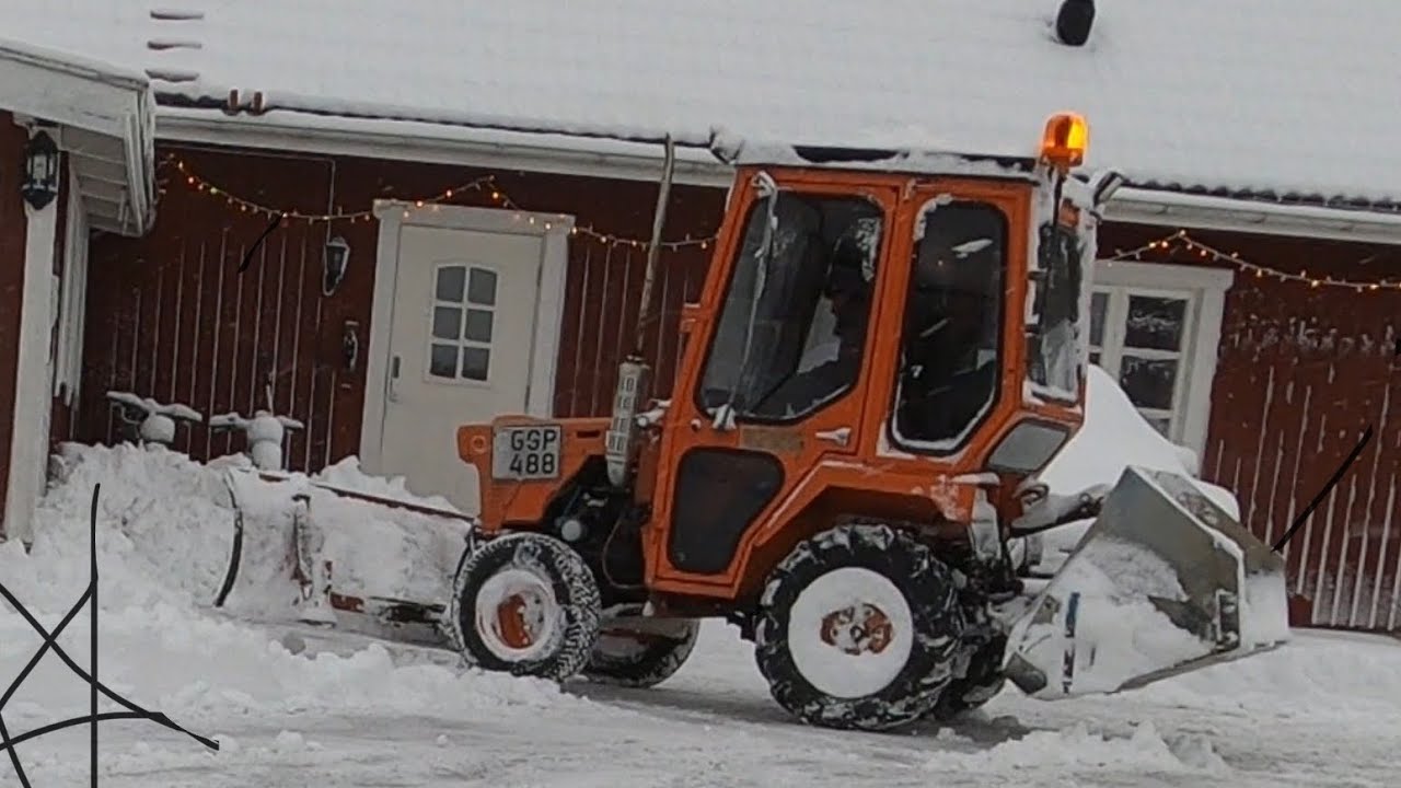 Kubota/Belos 4wheeldrive 💪🇸🇪Vintern är äntligen här så man får ploga 👌