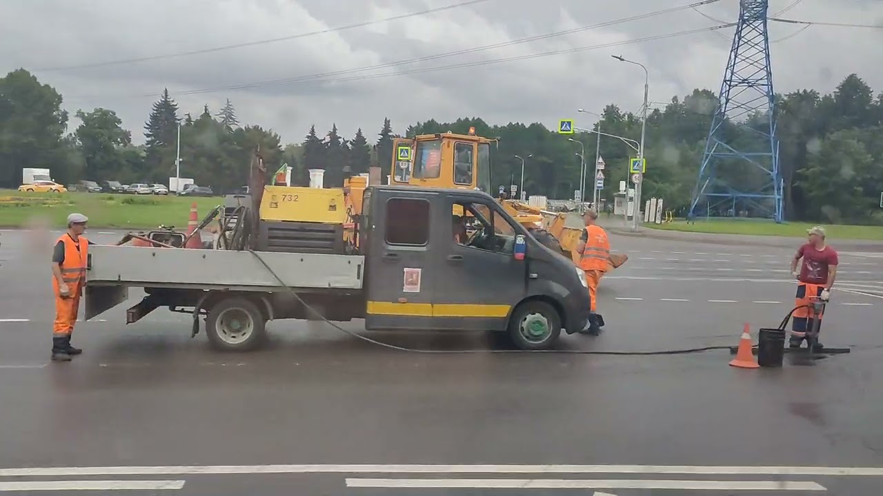 Автобус м2. Метро 