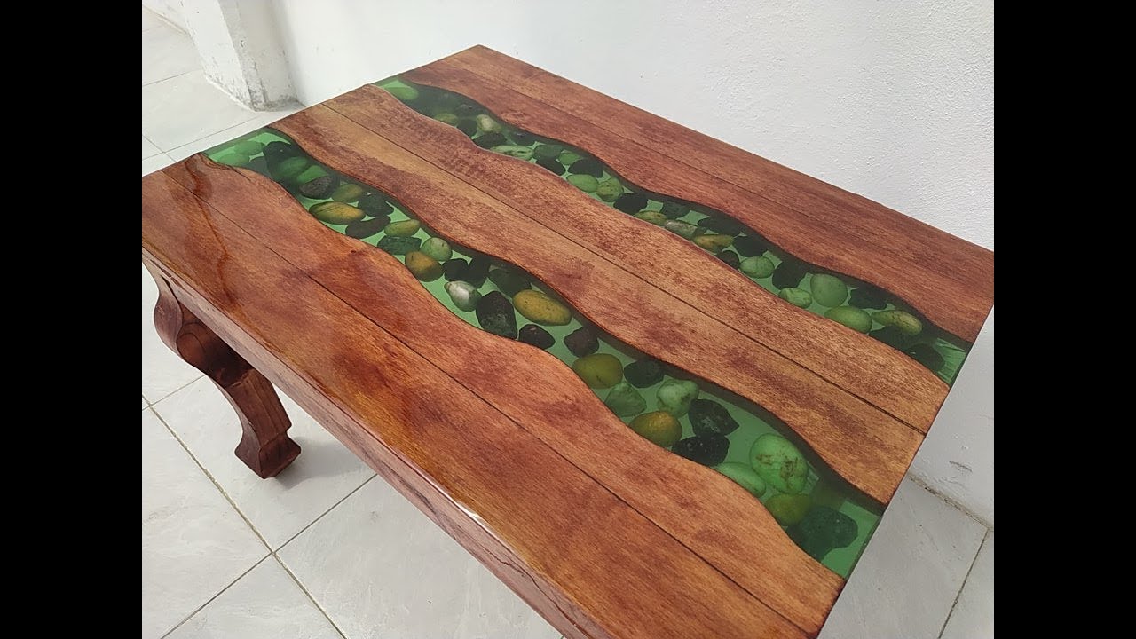 Mesa con Río de Resina Epoxica... Samuel Landa