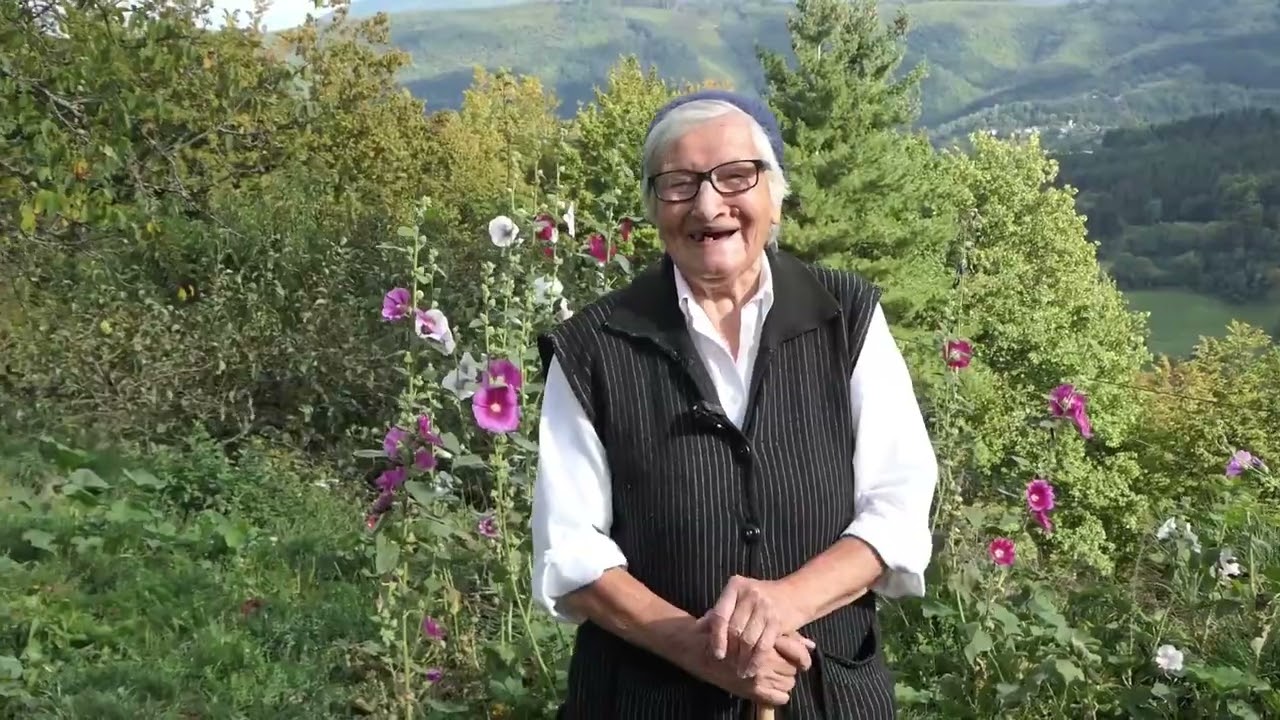 Baka Emilija imam 89 :Kad sam bila cura sve je bilo drugačije! A evo kakvu snahu želi za sina!