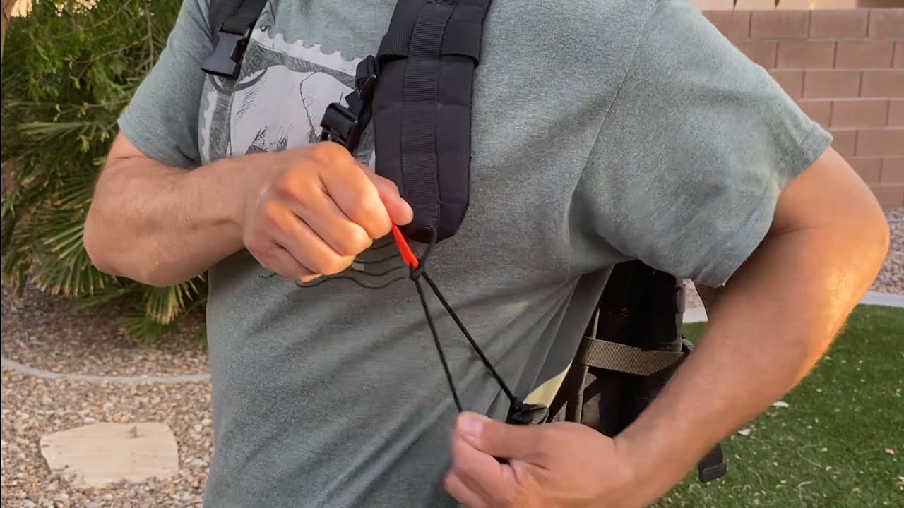 How to mimic an adjustable buckle with rope.
