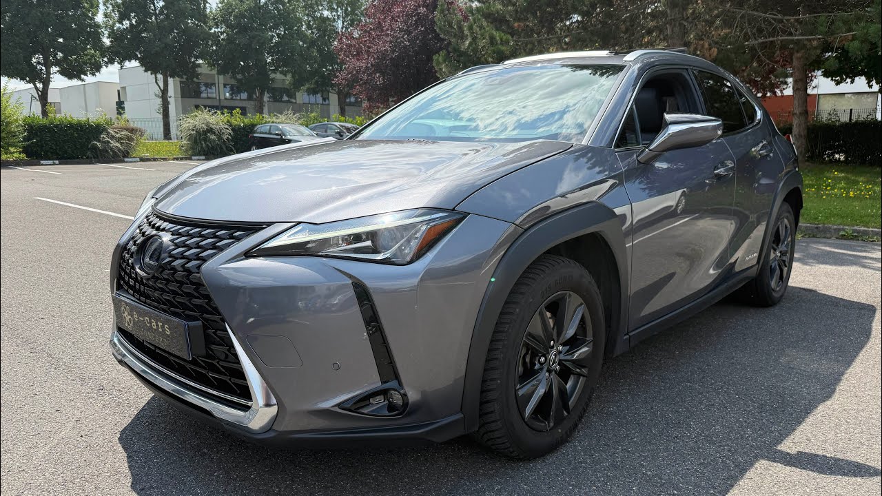 Présentation et essai de cette superbe Lexus UX 250H chez e-cars concept🚀