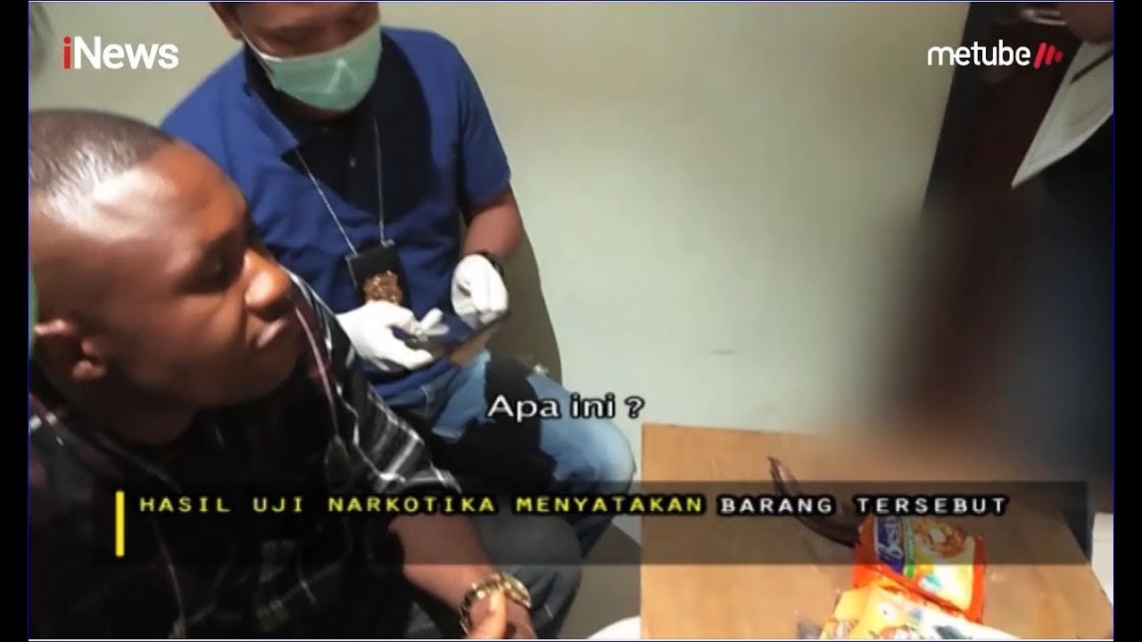 Curiga Gerak-gerik Penumpang Asal Nigeria, Petugas: Kita Bongkar Habis - Indonesia Border 29/06