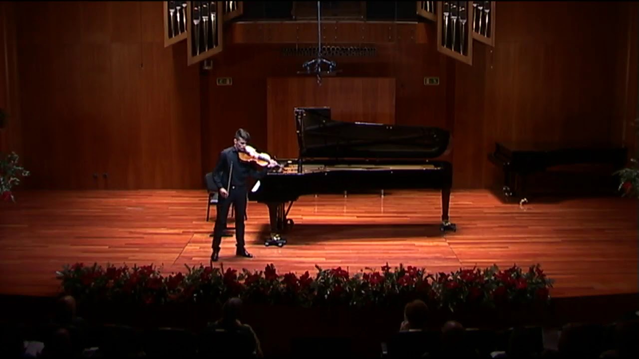 Georg Philipp Telemann - Fantasia n°10 for viola solo | Álvaro García Ros (18)