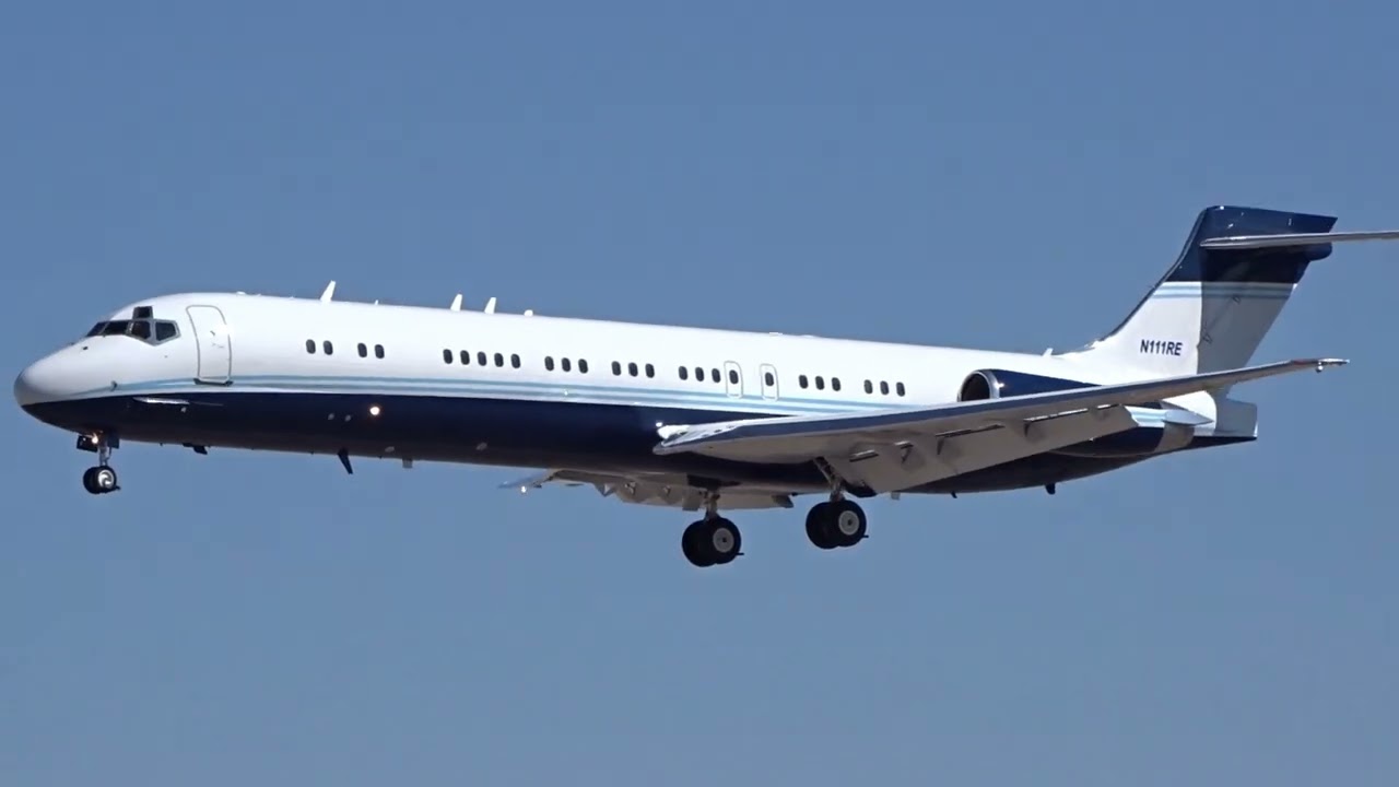 X Aviation Group McDonnell Douglas MD-87(N111RE) arriving at Las Vegas!