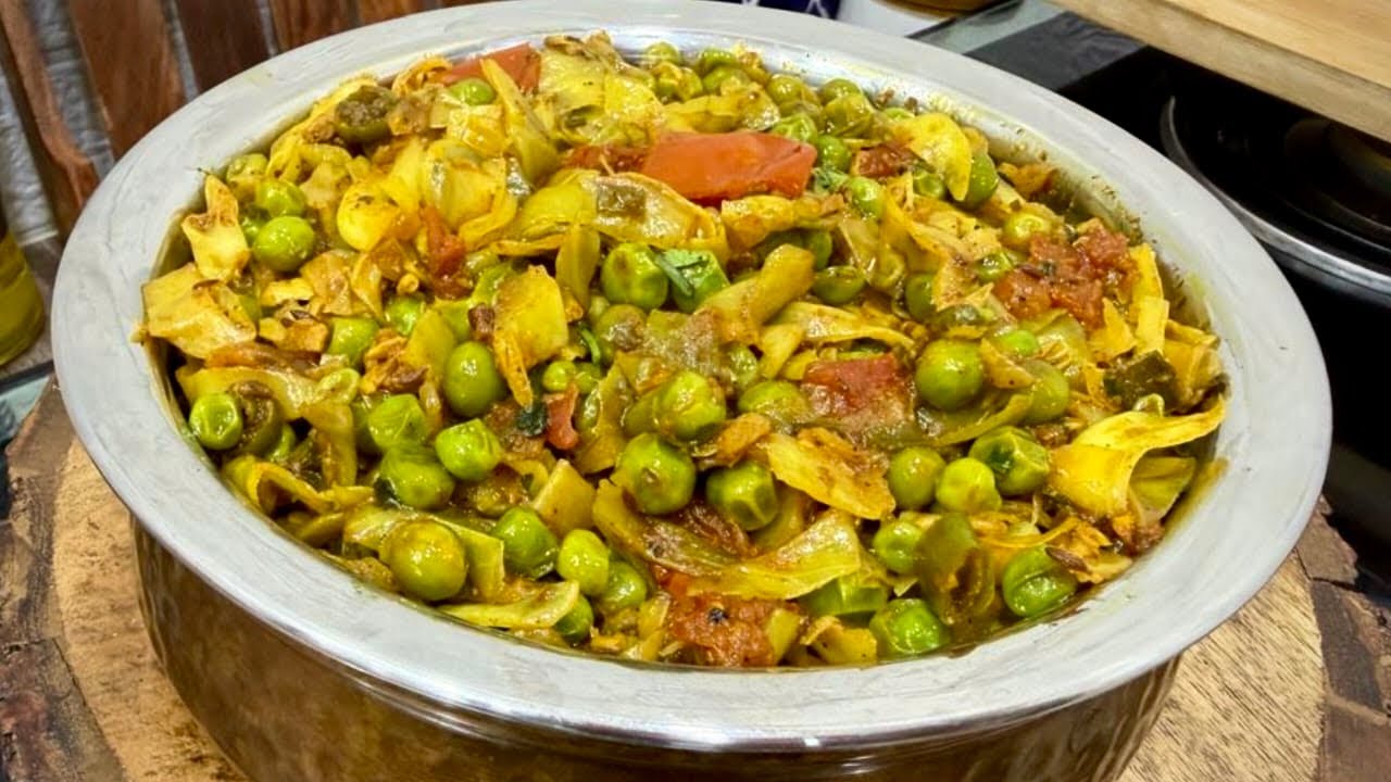 ਪੱਤਾ ਗੋਭੀ ਮਟਰ | Patta Gobhi Sabji | पत्ता गोभी मटर की सब्ज़ी | Cabbage Peas Sabji by Punjabi Cooking