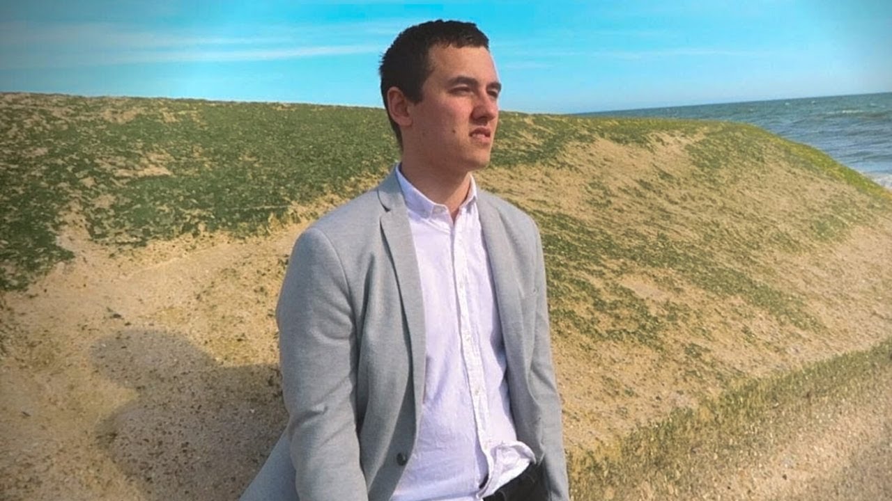 Ryan Bomzer - Keep Dreaming (music video)