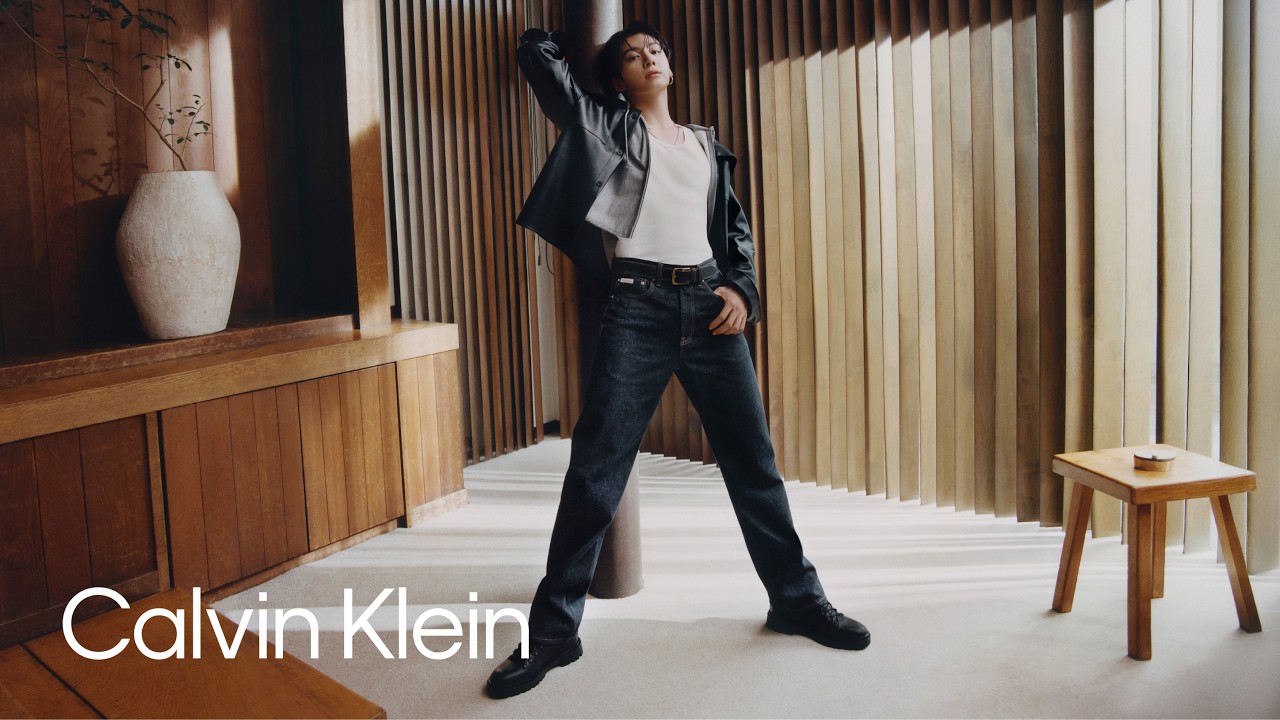 Чонгук в джинсах, которые не сковывают движений | Calvin Klein, осень 2026