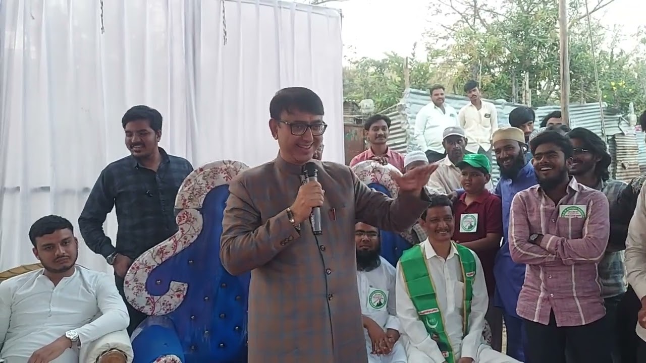 Amjed Ullah Khan (Spokesman) MBT address Public in Corner Meeting in Division No: 11: