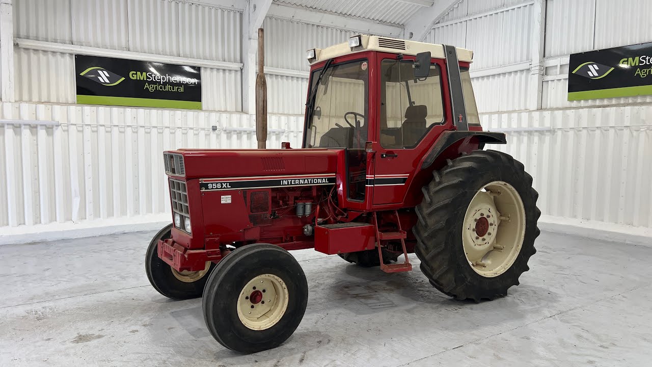 IH 956XL WALK AROUND