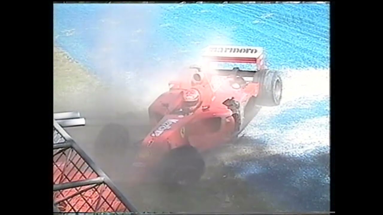 Albert Park 2001 FP2: Michael Schumacherin kaato