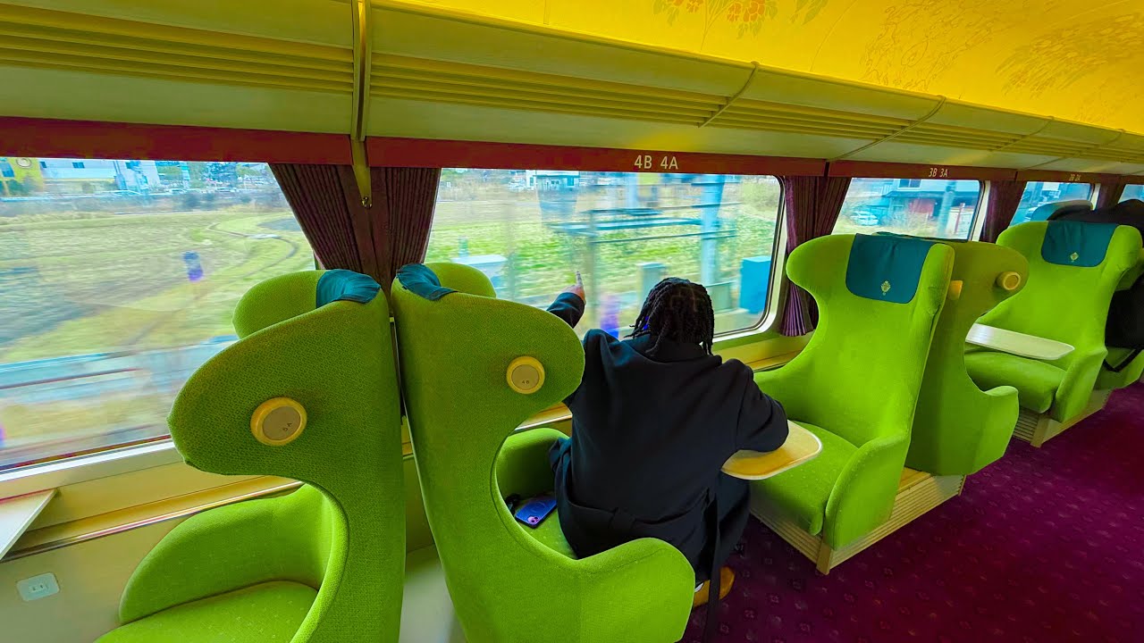 [CC] Поездка на уникальном экскурсионном поезде Японии | Aoniyoshi Sightseeing Express