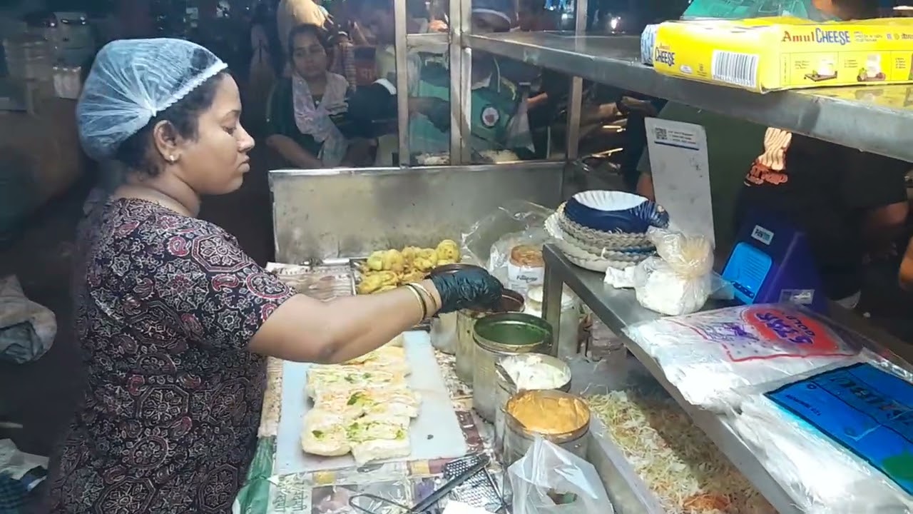 First time best tandoor vada paav at bolinj road , virar (west)