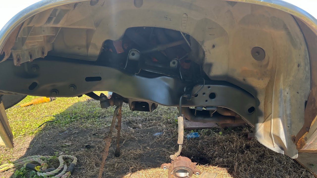 I PAINTED THE FRAME ON MY 87 CUTLASS