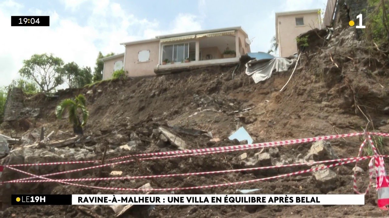 A la Ravine à Malheur, toute une partie du terrain et d'une habitation s'est écroulée
