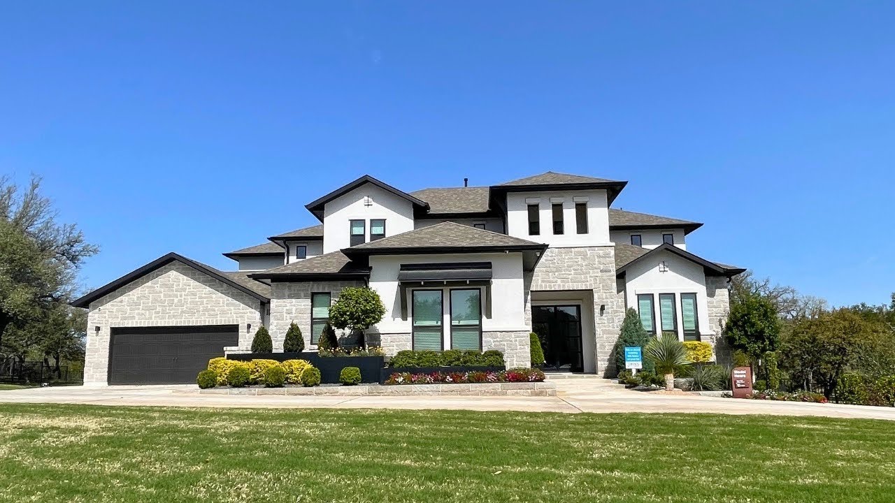 Drees Homes in Clearwater Ranch, Liberty Hill - Lynmar II Model Home. 1-2 Acre Homesites.