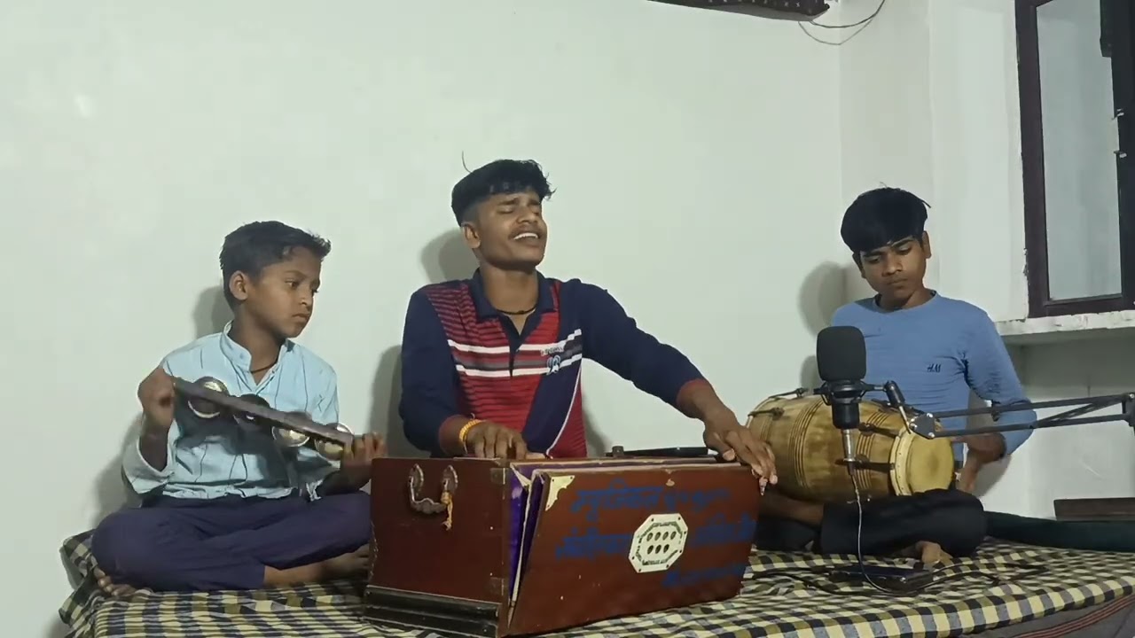 जादू कर गयो यशोमति को ये लाल||कृष्ण भगवान का सुंदर भजन||नया भजन राधा कृष्ण #viralvideo 