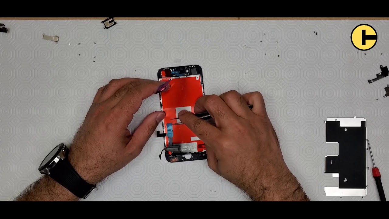 iPhone SE 2020 Screen Replacement