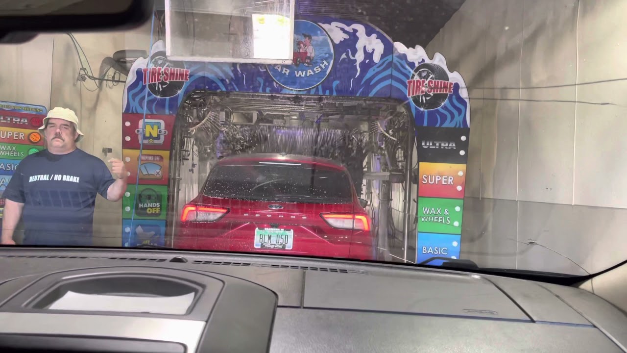 Dale’s car wash on Telegraph Road with AVW/Vaughn equipment