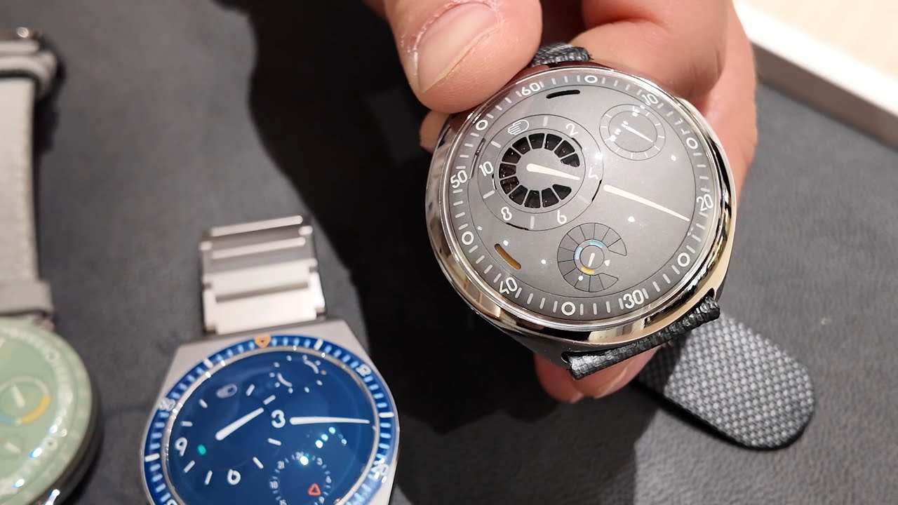Ressence TYPE 2 e-Crown hybrid, TYPE 1 Square, ROCS display, oil-filled TYPE 3 and TYPE 7 dial