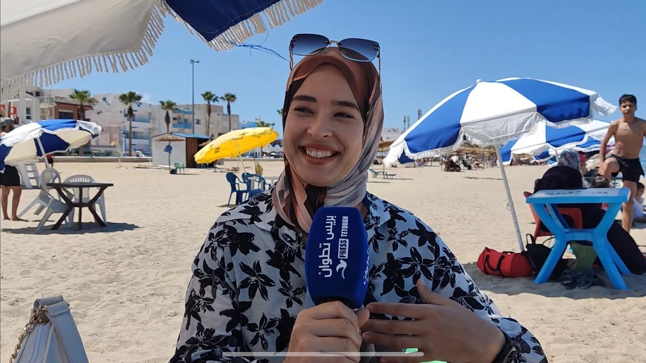 لماذا يقصد الزوار شاطئ مدينة مرتيل؟
