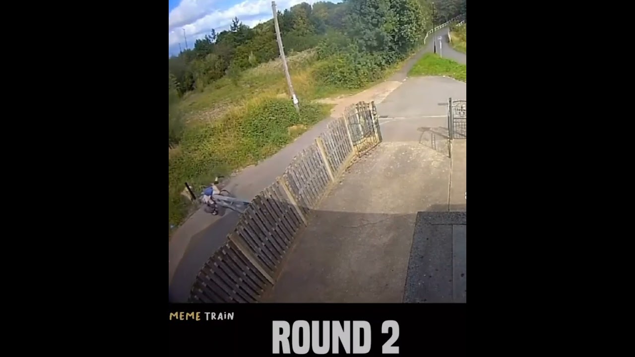 Stupid cyclists keep running into closed gate. Sound ON to hear their pain