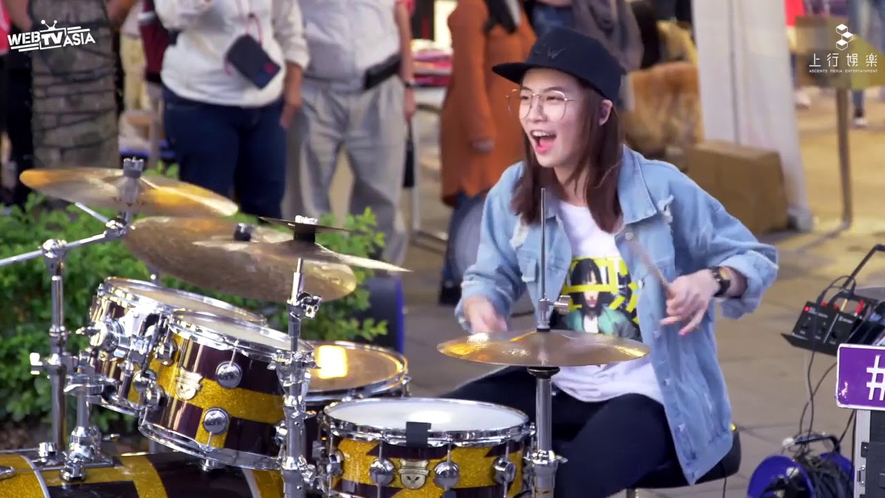 羅小白S.white |《Club Can't Handle Me》Flo Rida - Drum COVER