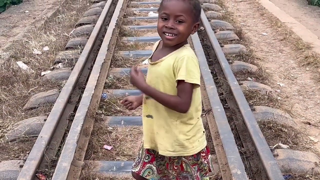 1. Au gré des routes de l'impossible, entre Pointe-Noire et Brazzaville, un tourisme sans touristes