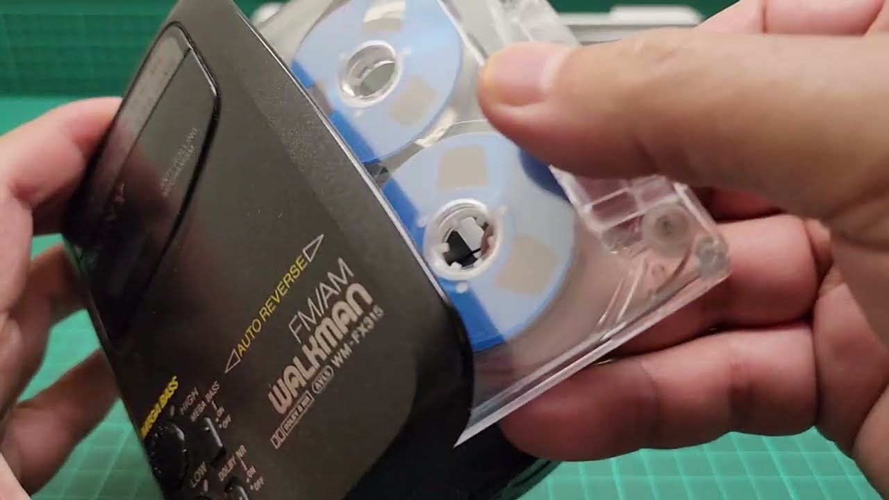 Магнитола Sony WM-FX315 Walkman | обзор | взгляд изнутри | чехол
