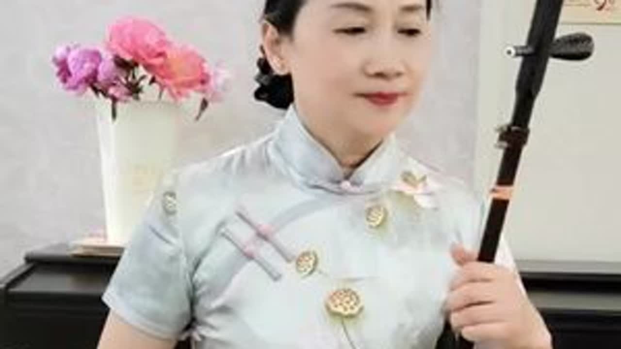 好喜欢这首曲子《扬州小调》，完整版时长五分钟，听完能收获江南女子的温柔与美丽！愿家人们健康快乐！