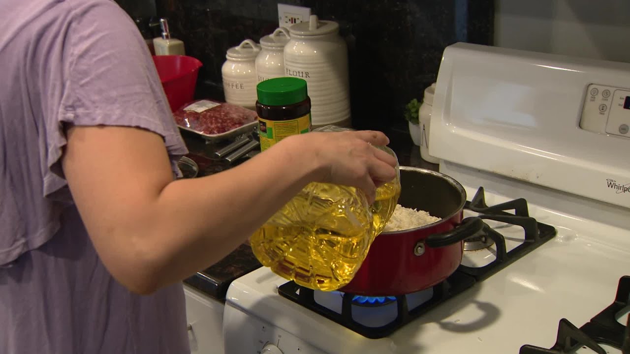 Chicago-area Muslim families celebrate Eid Al Fitr